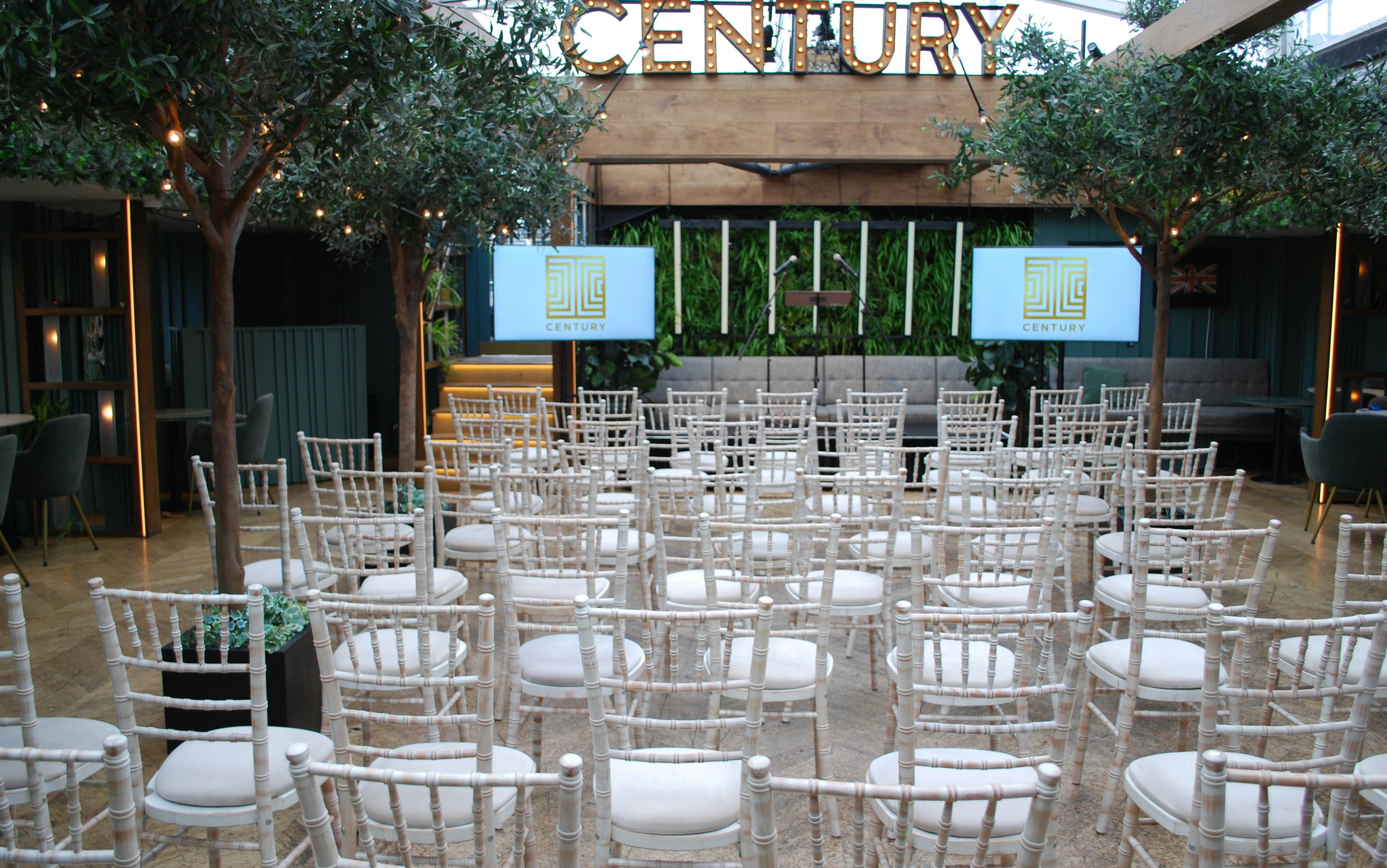 Century Club - Roof Terrace (with retractable glass roof) - Conference  image 1