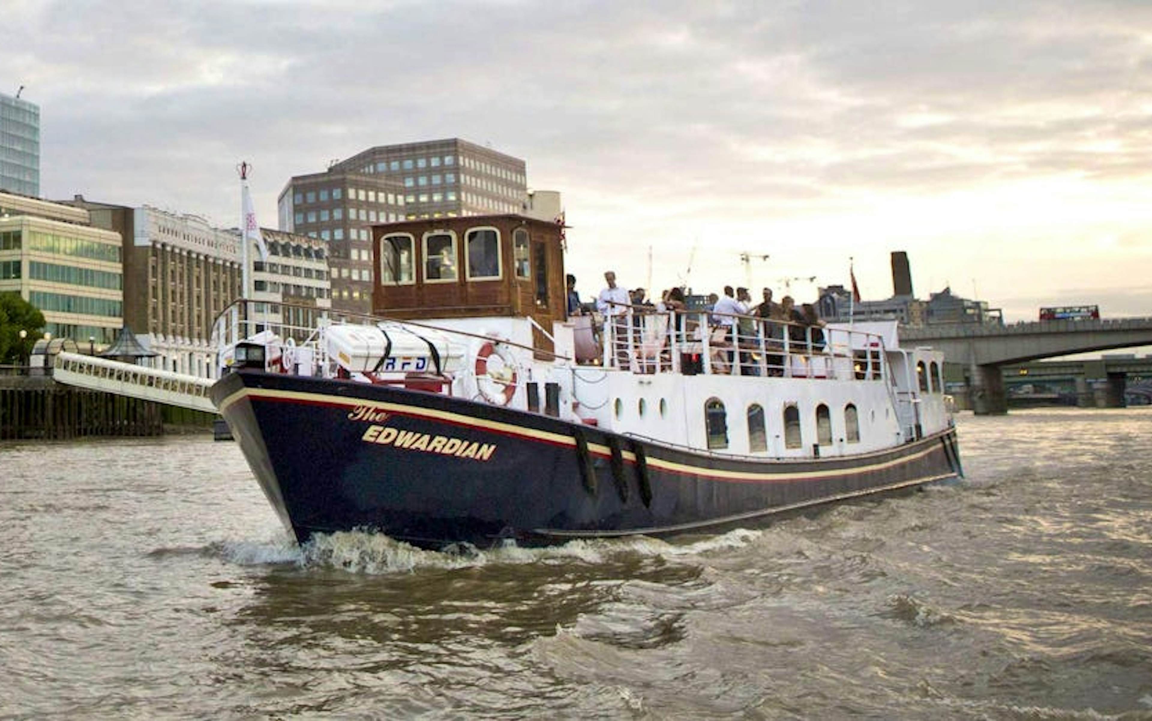 Thames Luxury Charters in London ...