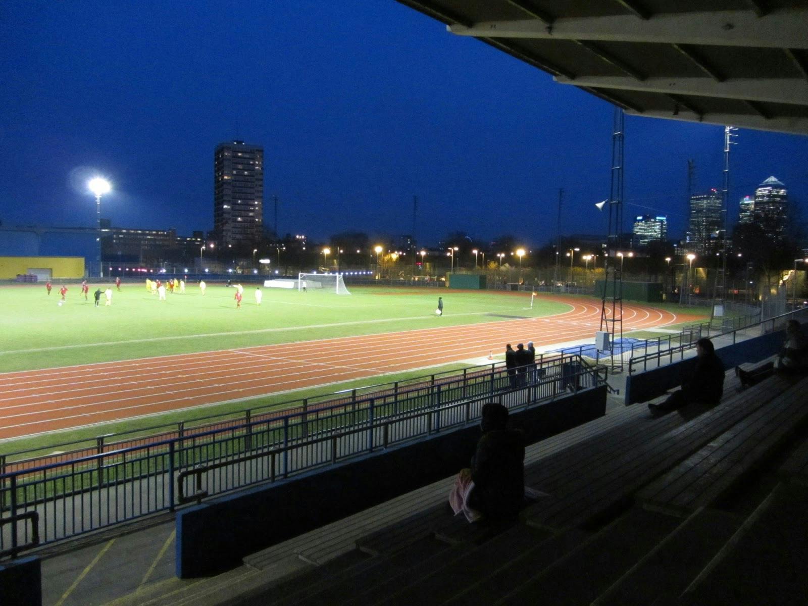 Mile End Park Leisure Centre and Stadium - image 1