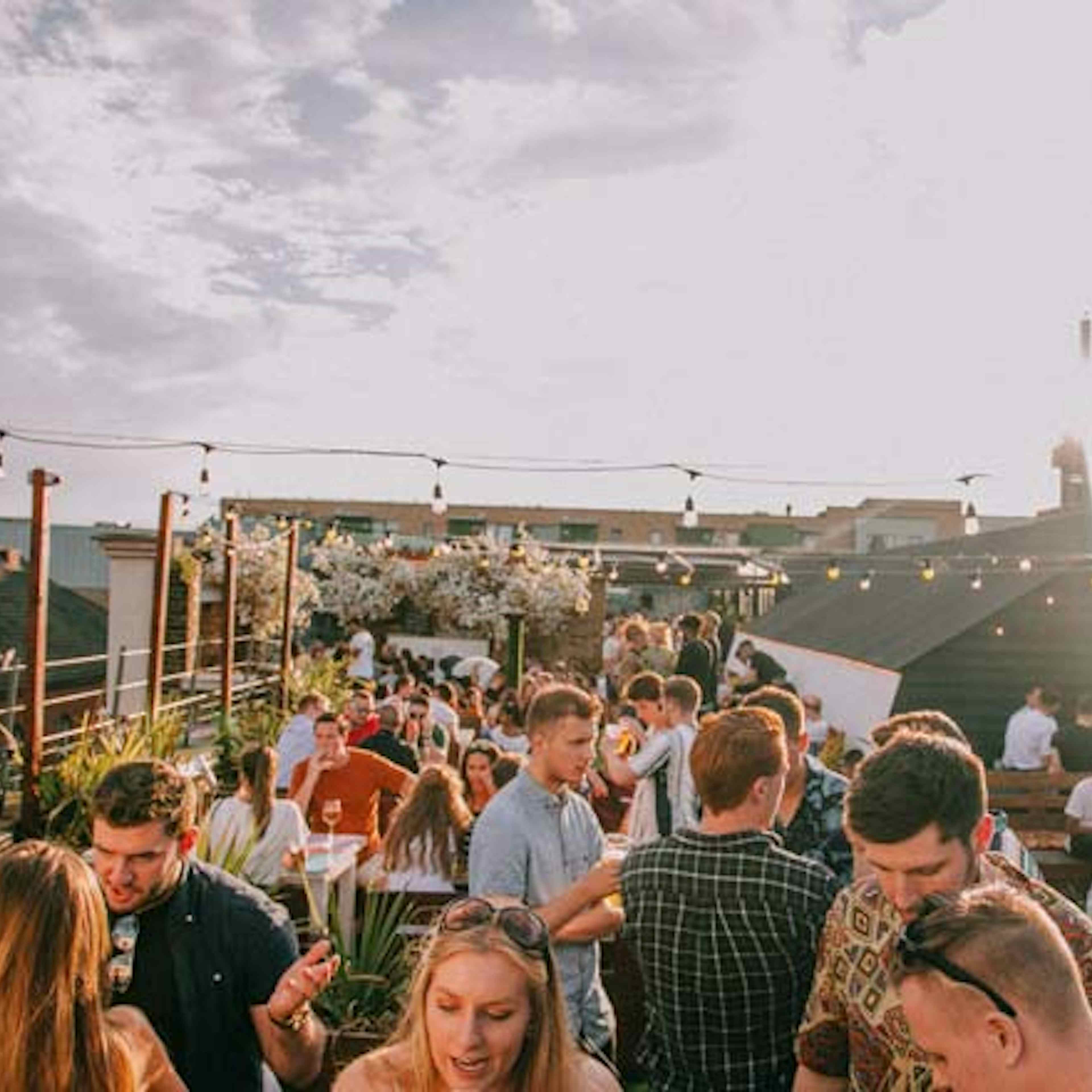 Dalston Roof Park - Rooftop bar in ...