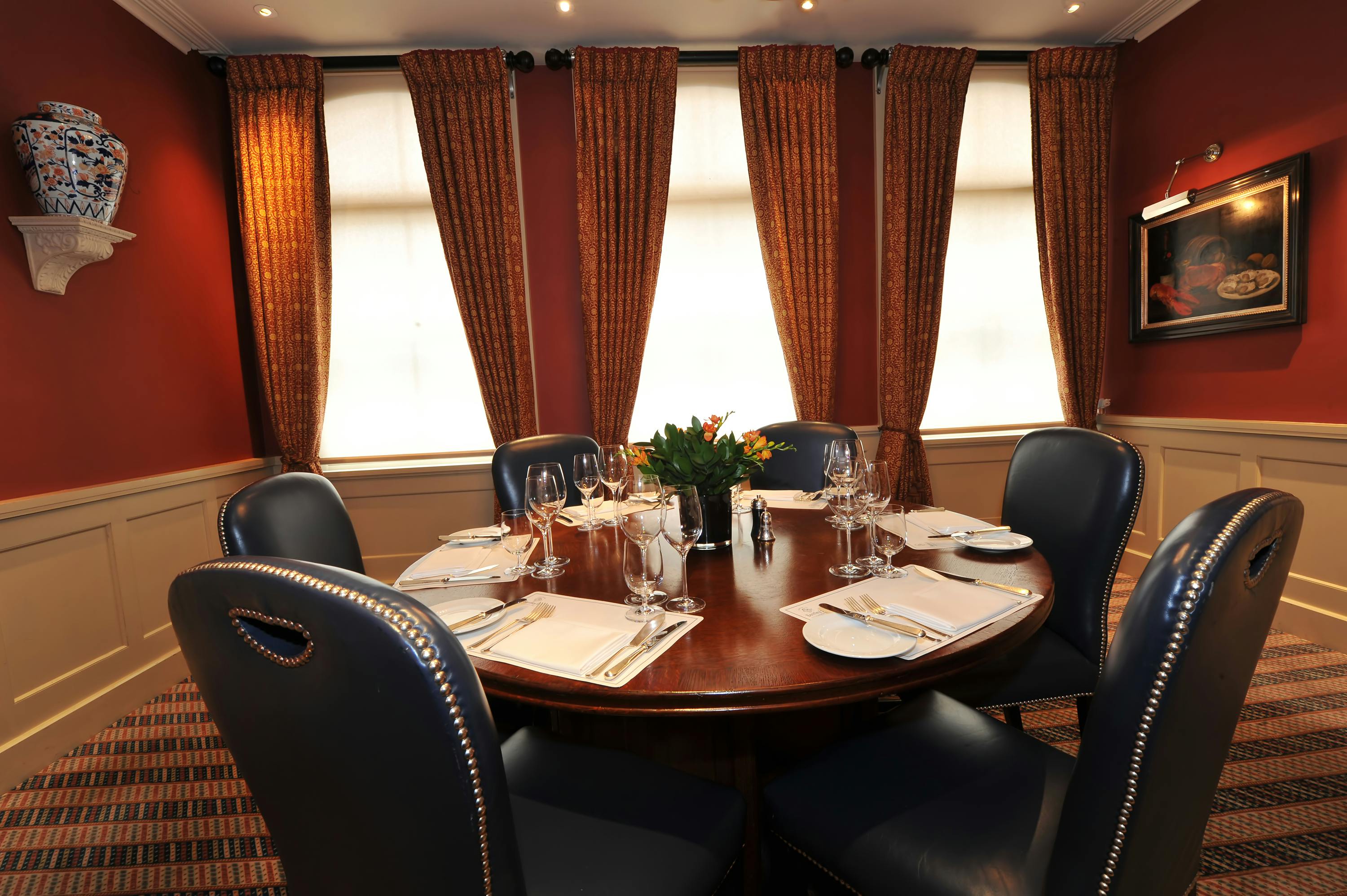 Crustacea Room Dining Bentley's Oyster Bar and Grill