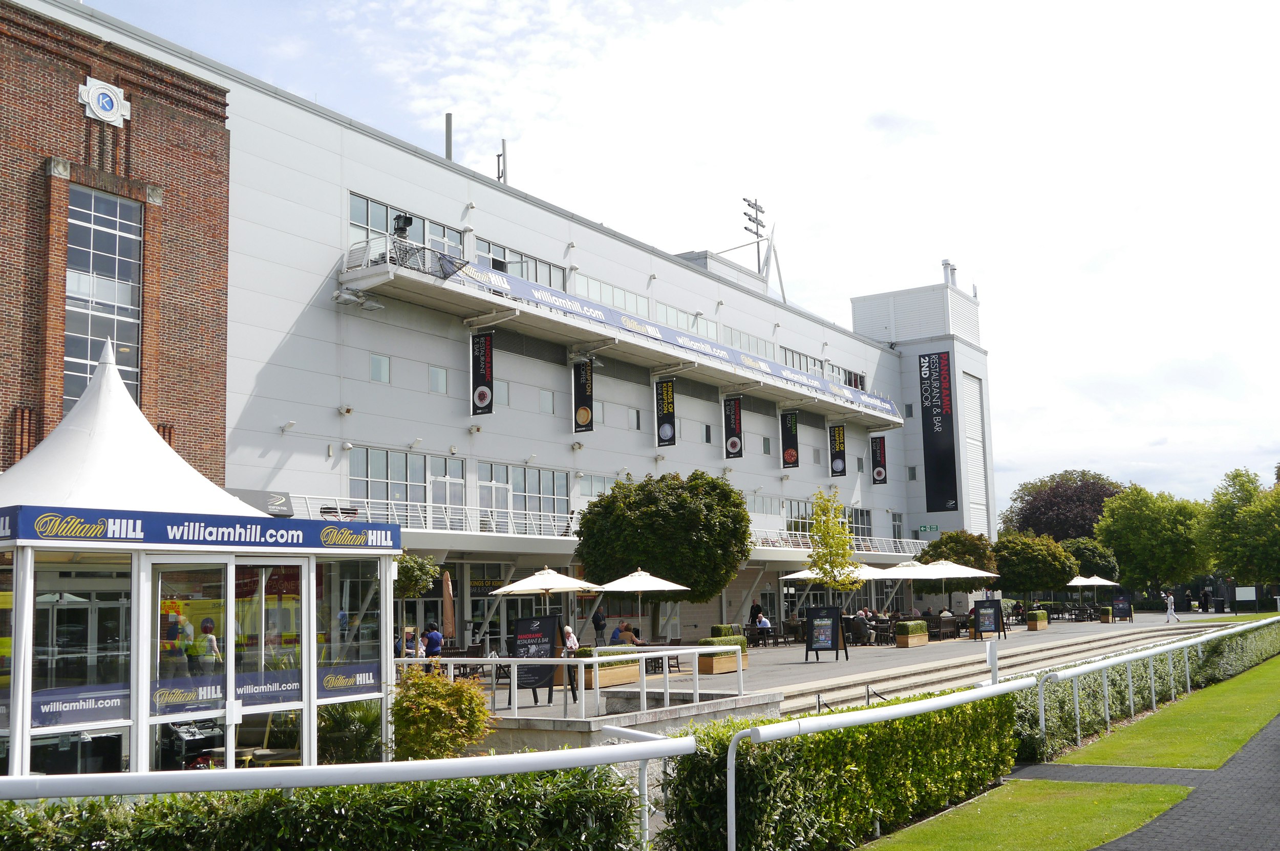 Kempton Park Racecourse - Exhibition Hall image 8