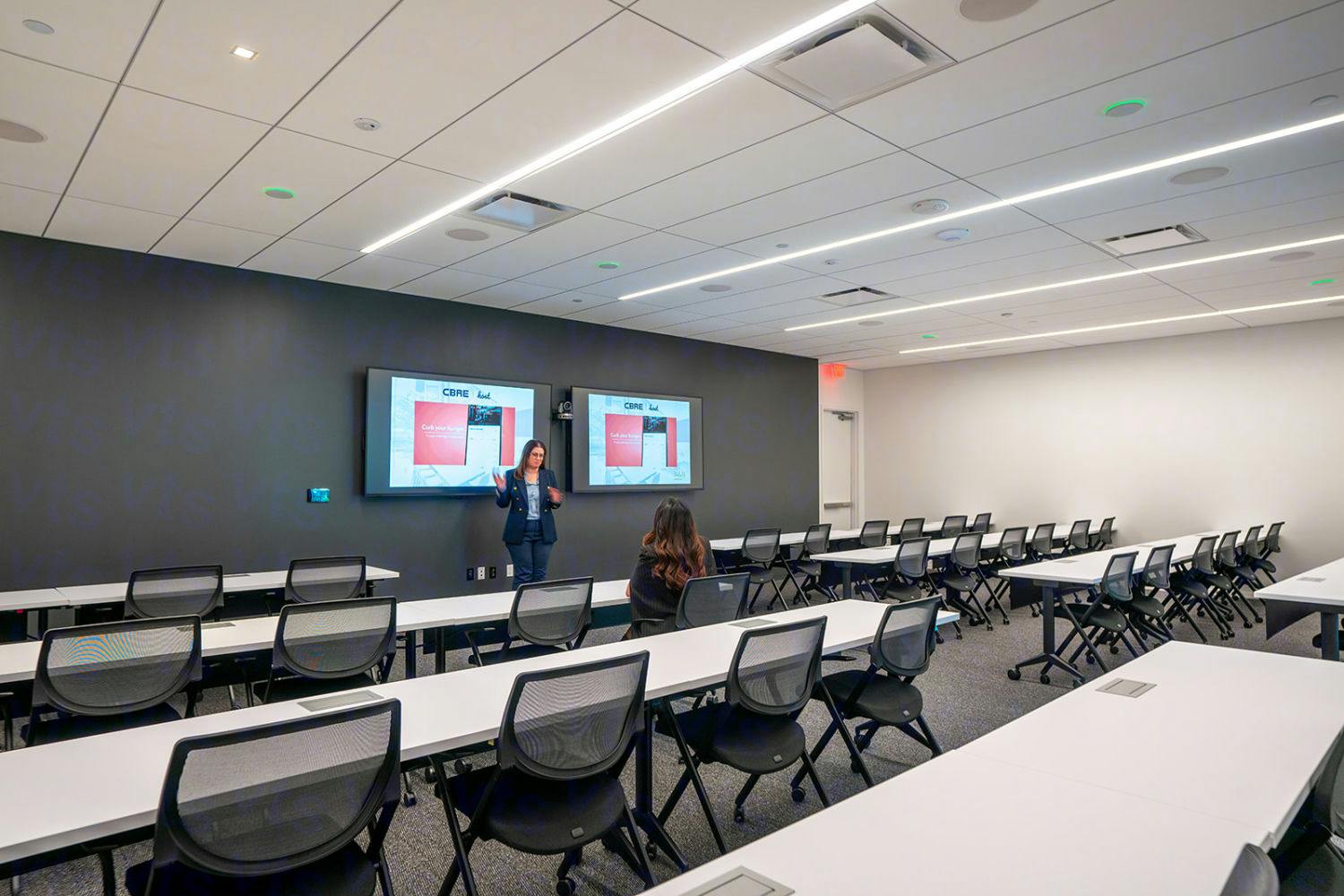 Brand Boulevard Executive Center - image 1