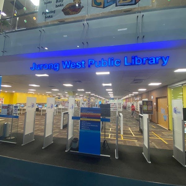 Jurong West Public Library - image 1