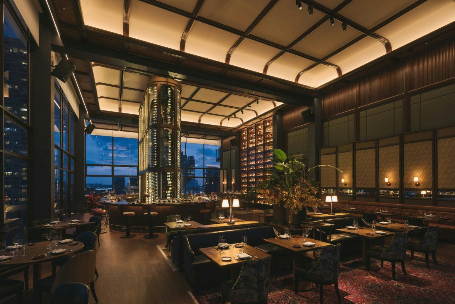 Tanglin Club - image 1