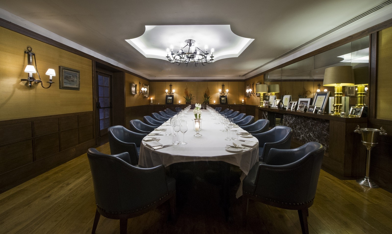 Private Dining Rooms Venues in Mayfair - Corrigan's Mayfair