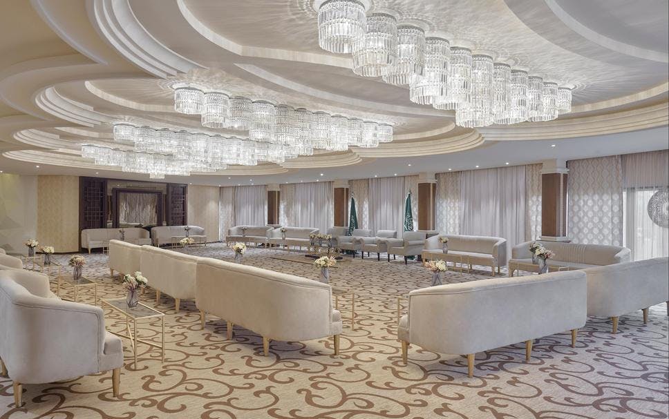 Crowne Plaza Riyadh RDC Hotel & Convention - image 1