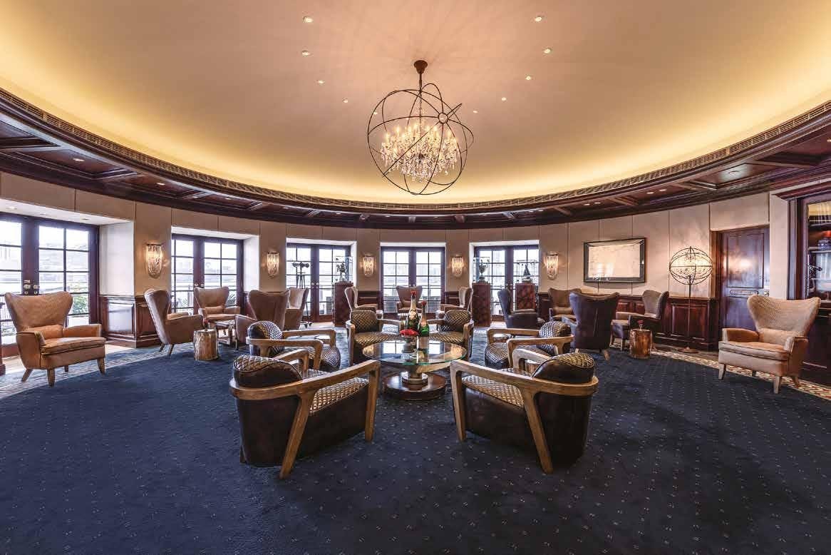 Royal Hong Kong Yacht Club - image 1