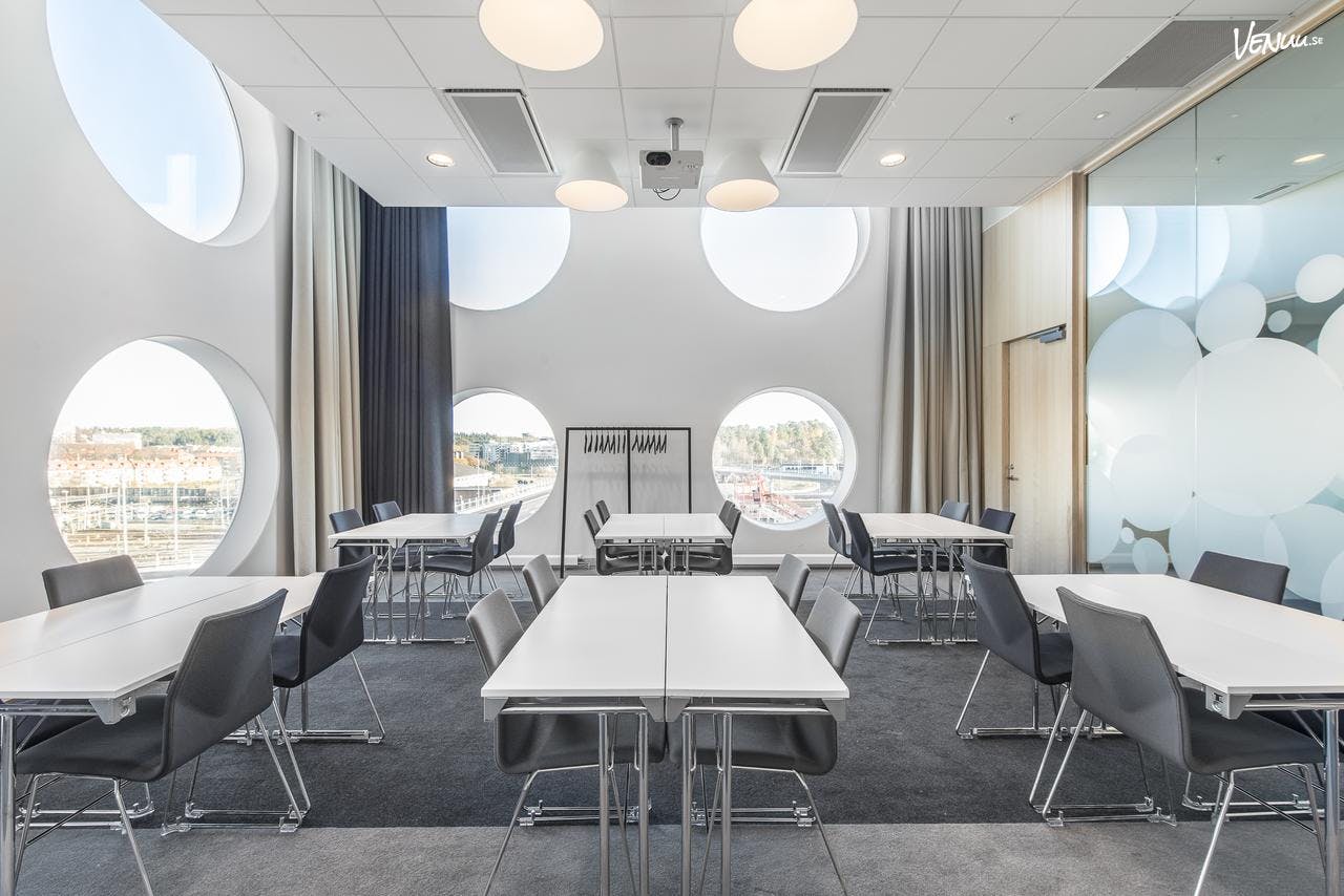 Quality Hotel™ Strawberry Arena Solna - image 1