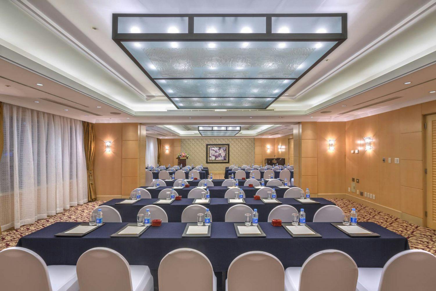 Okura Garden Hotel Shanghai - image 1