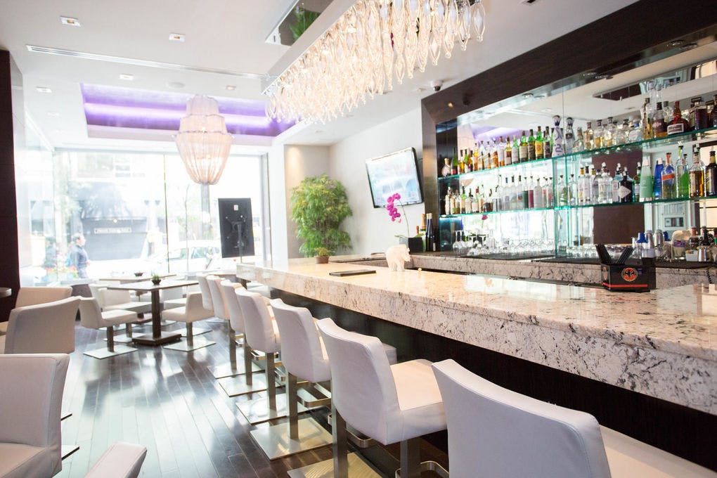 Ivy Hotel - image 1