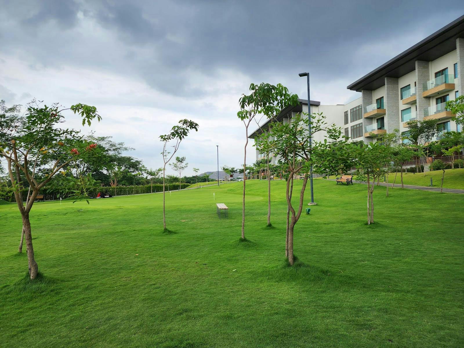 JW Marriott Bengaluru Prestige Golfshire Resort & Spa - image 1