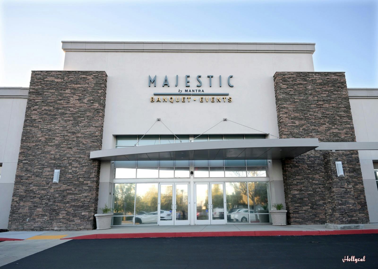 Majestic Banquet - image 1