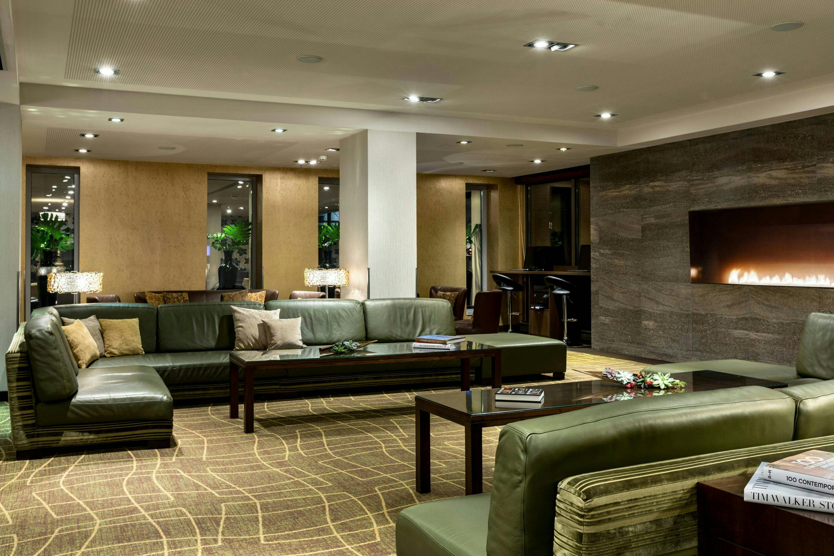 Amsterdam Marriott Hotel - image 1