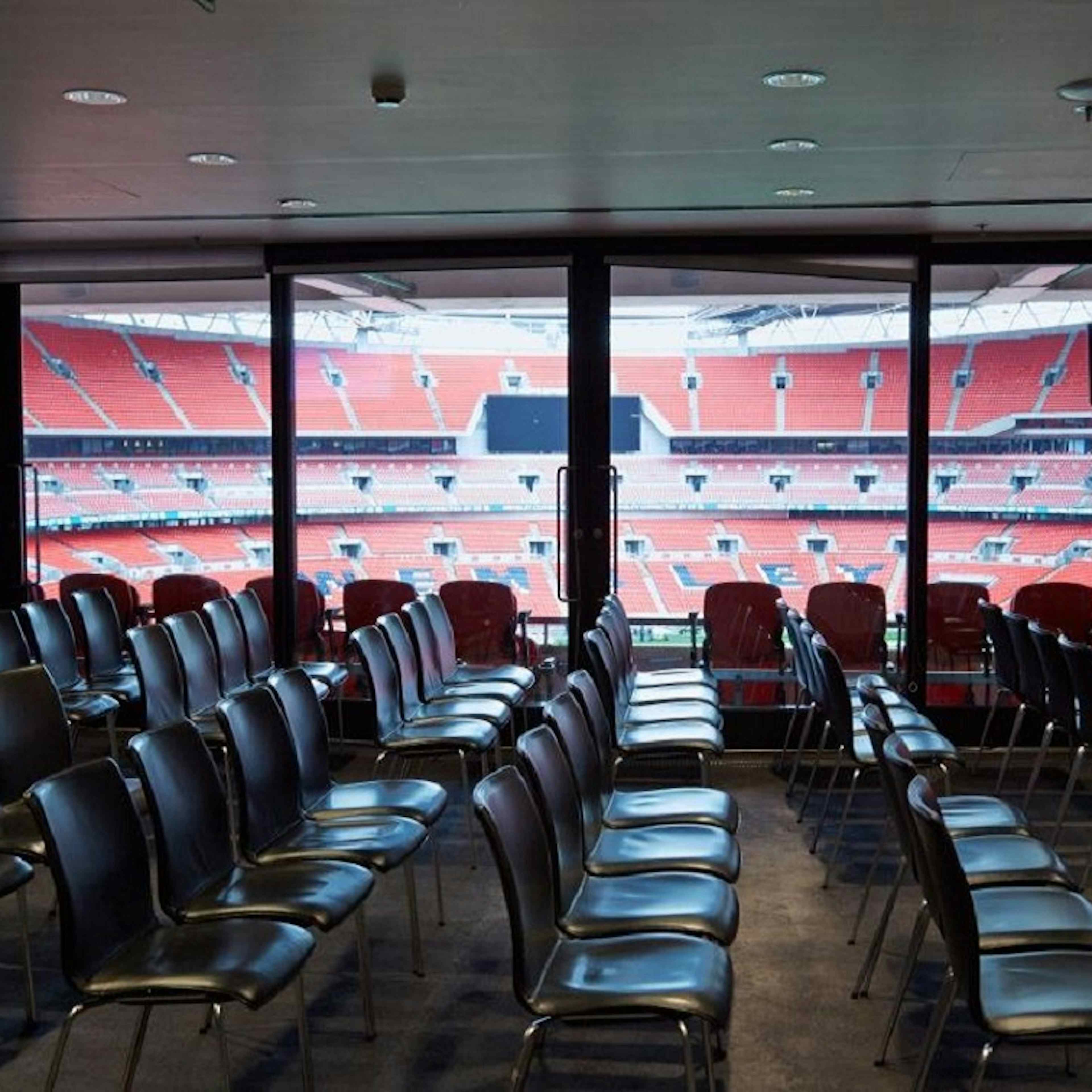 Wembley Stadium - Pitch View Room image 3