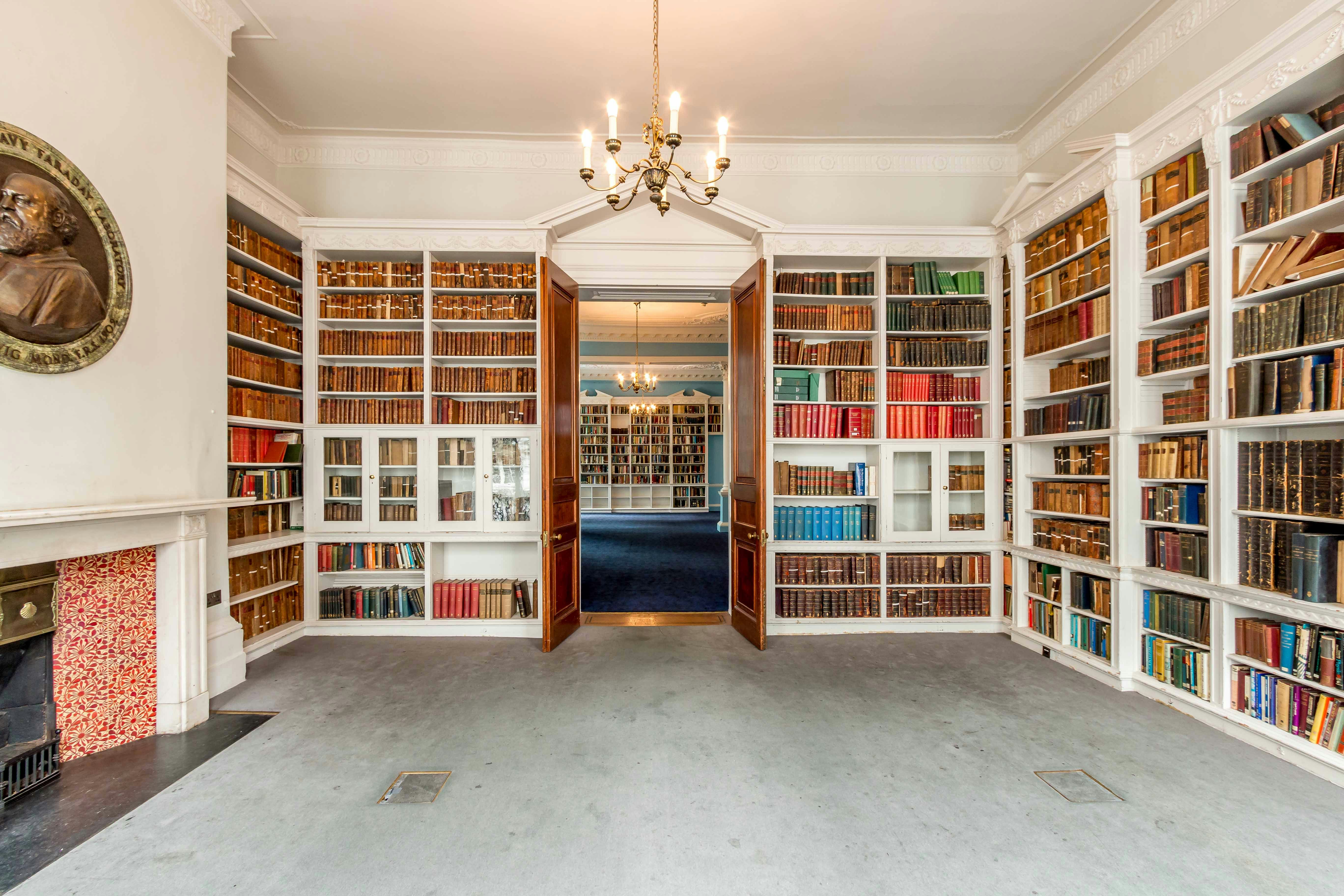 Boardrooms Venues in London - Royal Institution Venue