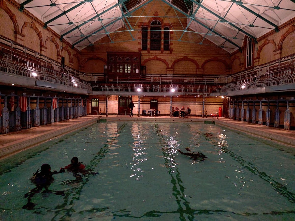 Victoria Baths - image 1