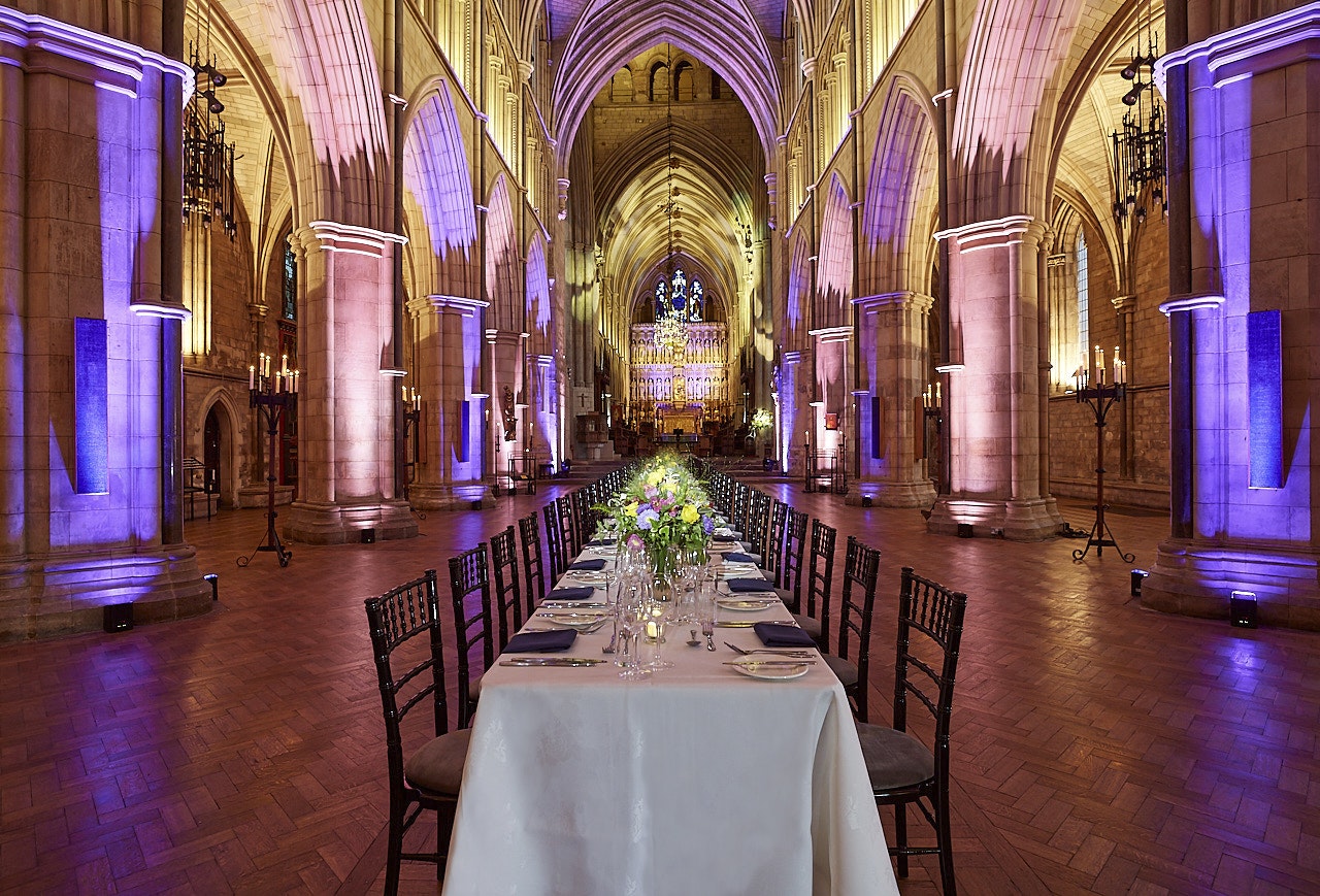 Southwark Cathedral - The Nave image 7