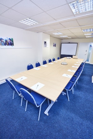 St Thomas Centre - Sham Room image 1
