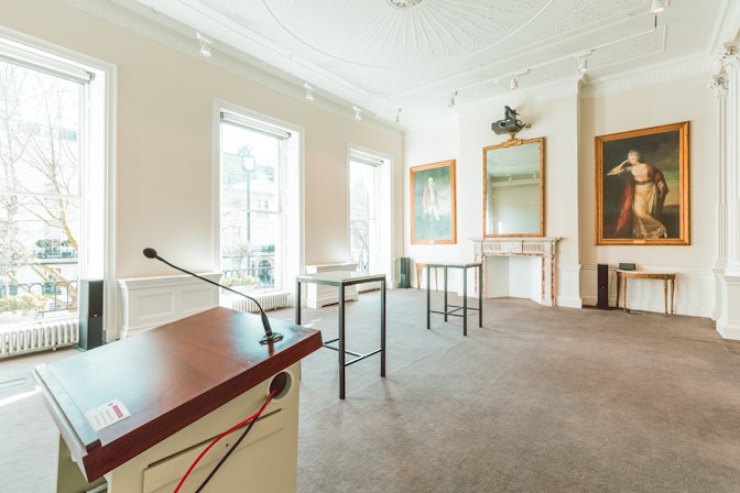 41 Portland Place - Council Chamber image 3