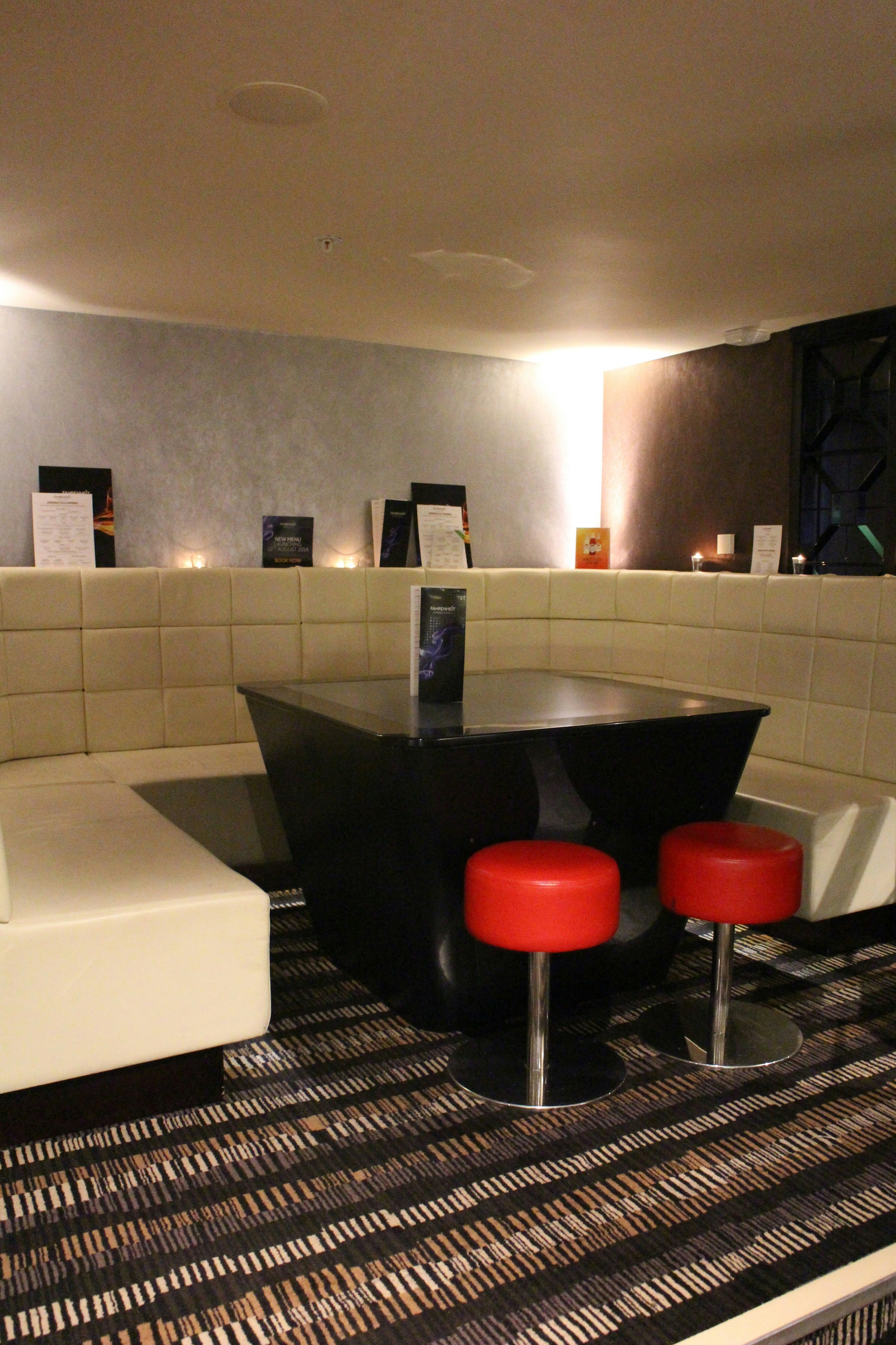 Genting Club Manchester  - Booth Area  image 6