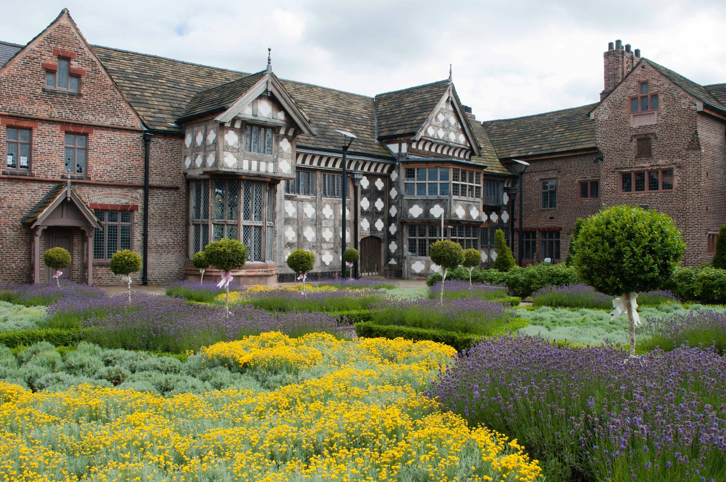 Photo Studios Venues in Manchester - Ordsall Hall
