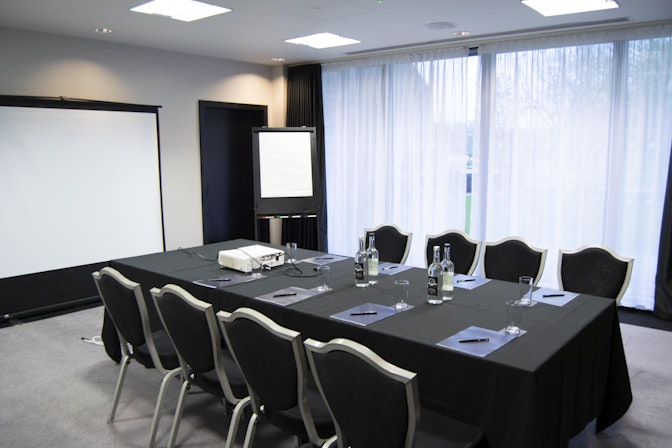 Hilton London Syon Park - Empire image 3