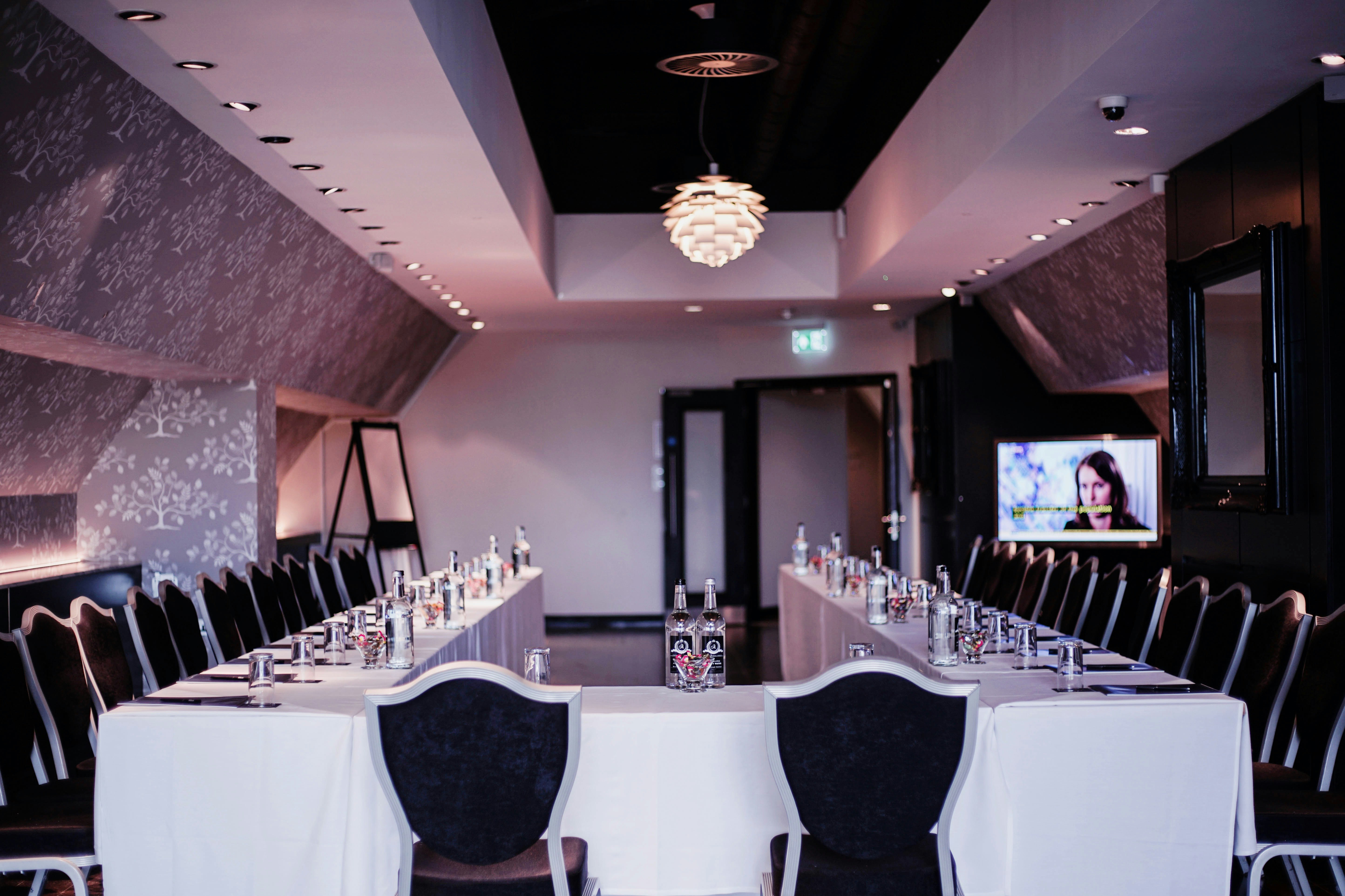 Hilton London Syon Park - The Clubhouse image 2