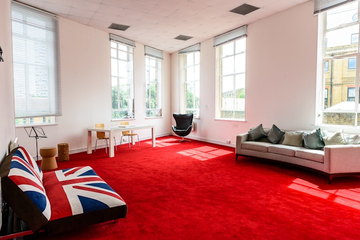 Price Studios Ltd - image 1