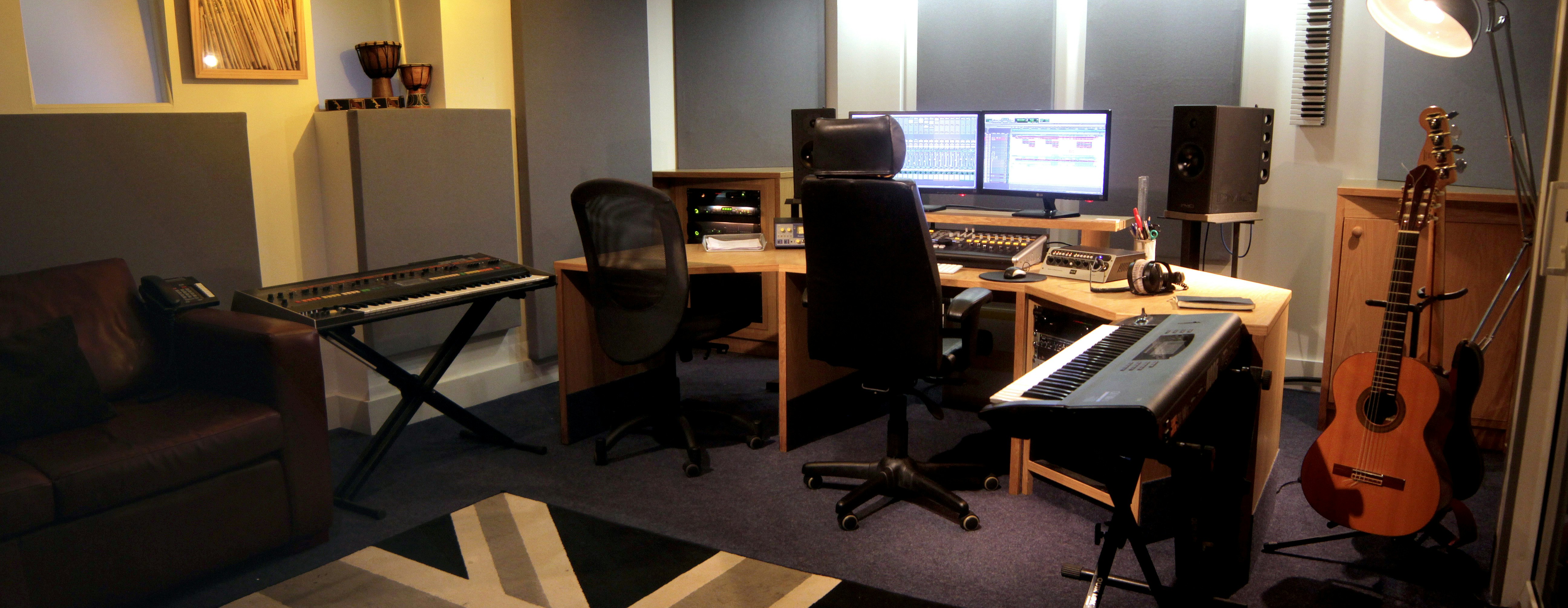 Music Practice Rooms Venues in London - Price Studios Ltd