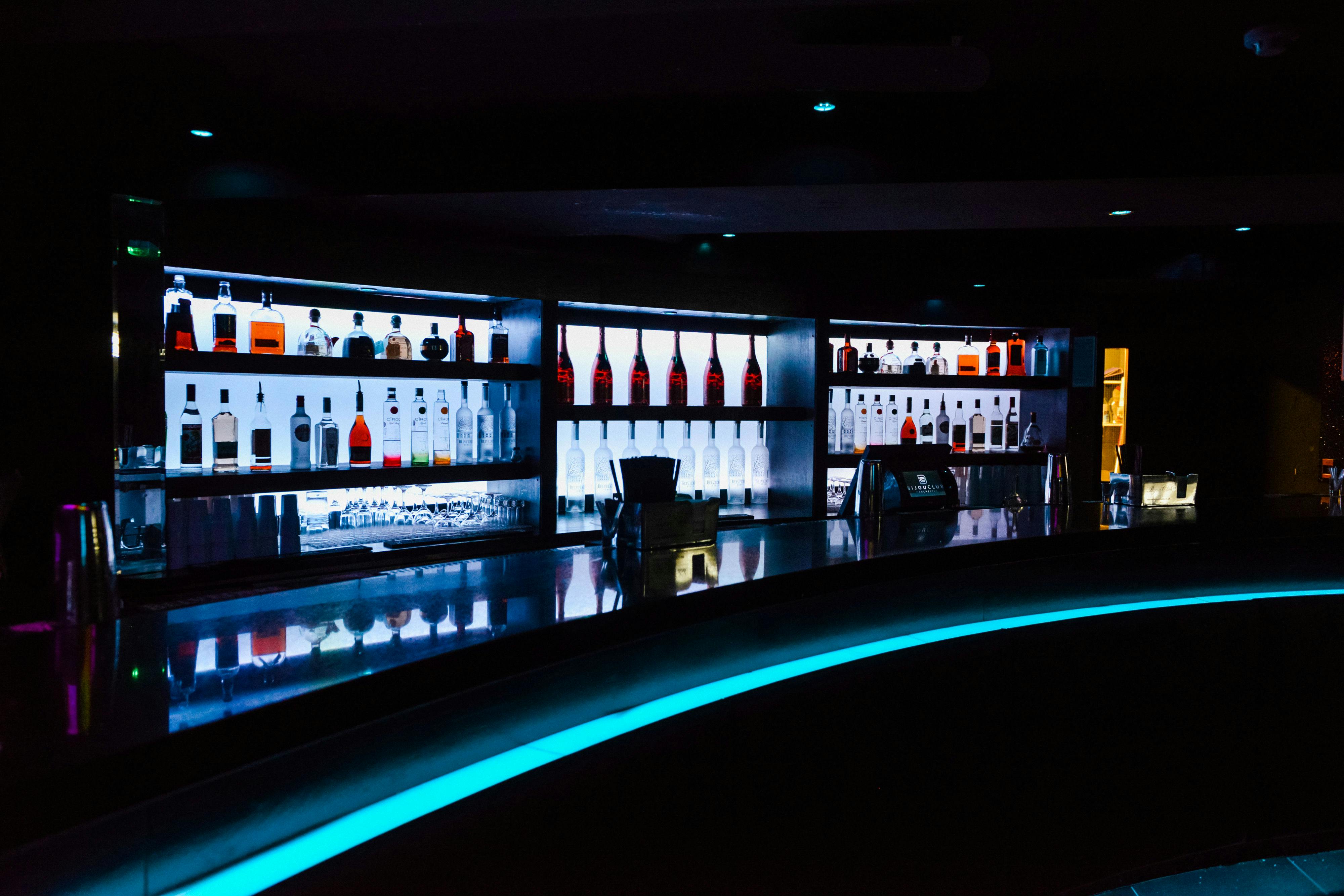 Bijou Club - image 1
