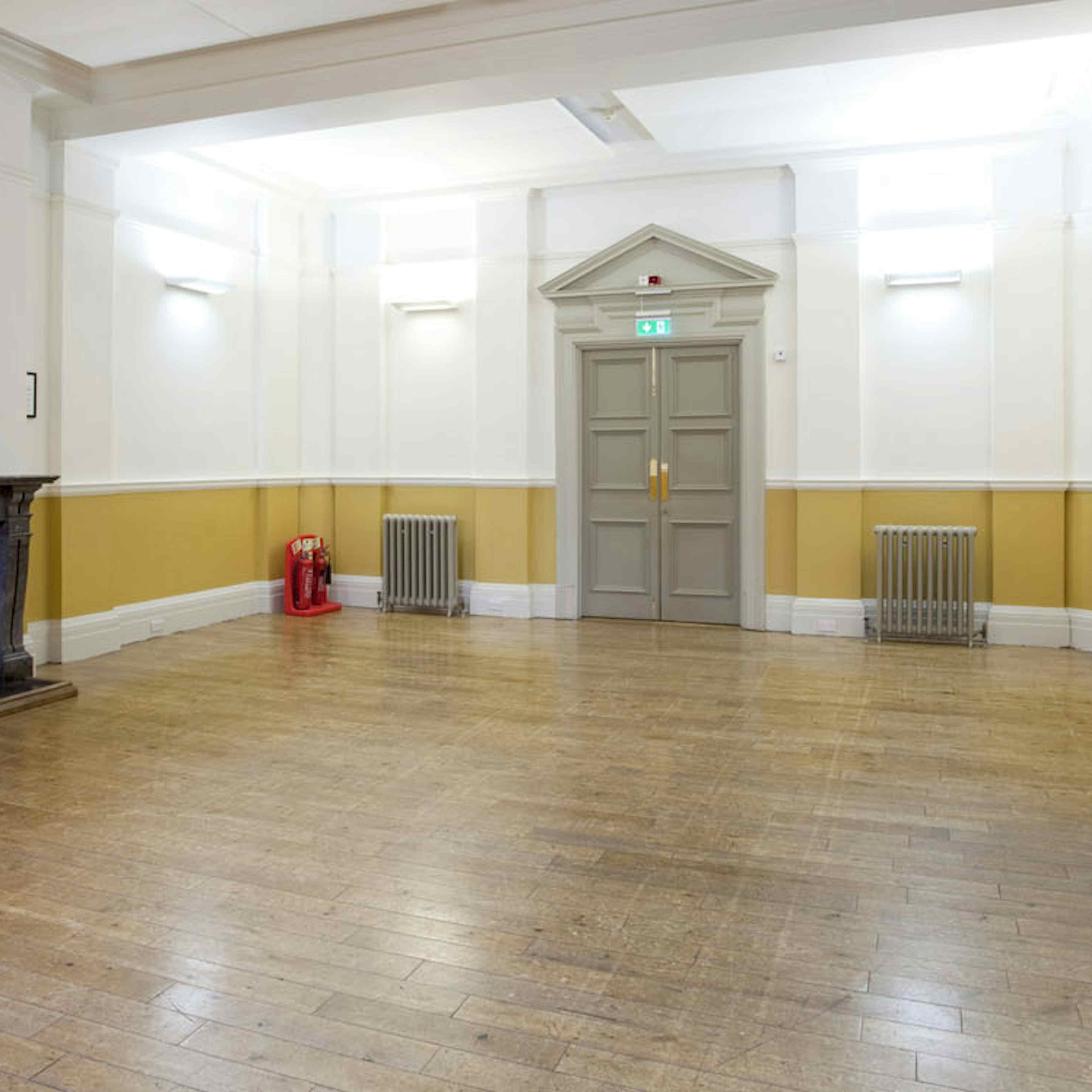 Shoreditch Town Hall - image 3