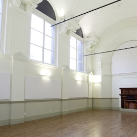 Shoreditch Town Hall - Large Committee Room image 3