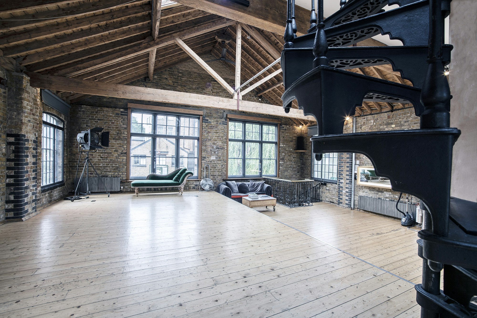 Filming Locations Venues in South London - First Option Location Studio