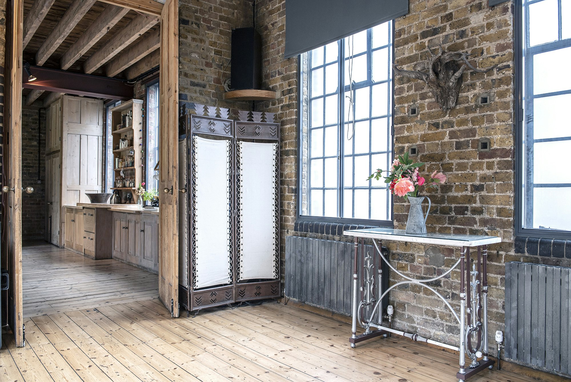 First Option Location Studio - The Studio and its two kitchens image 3
