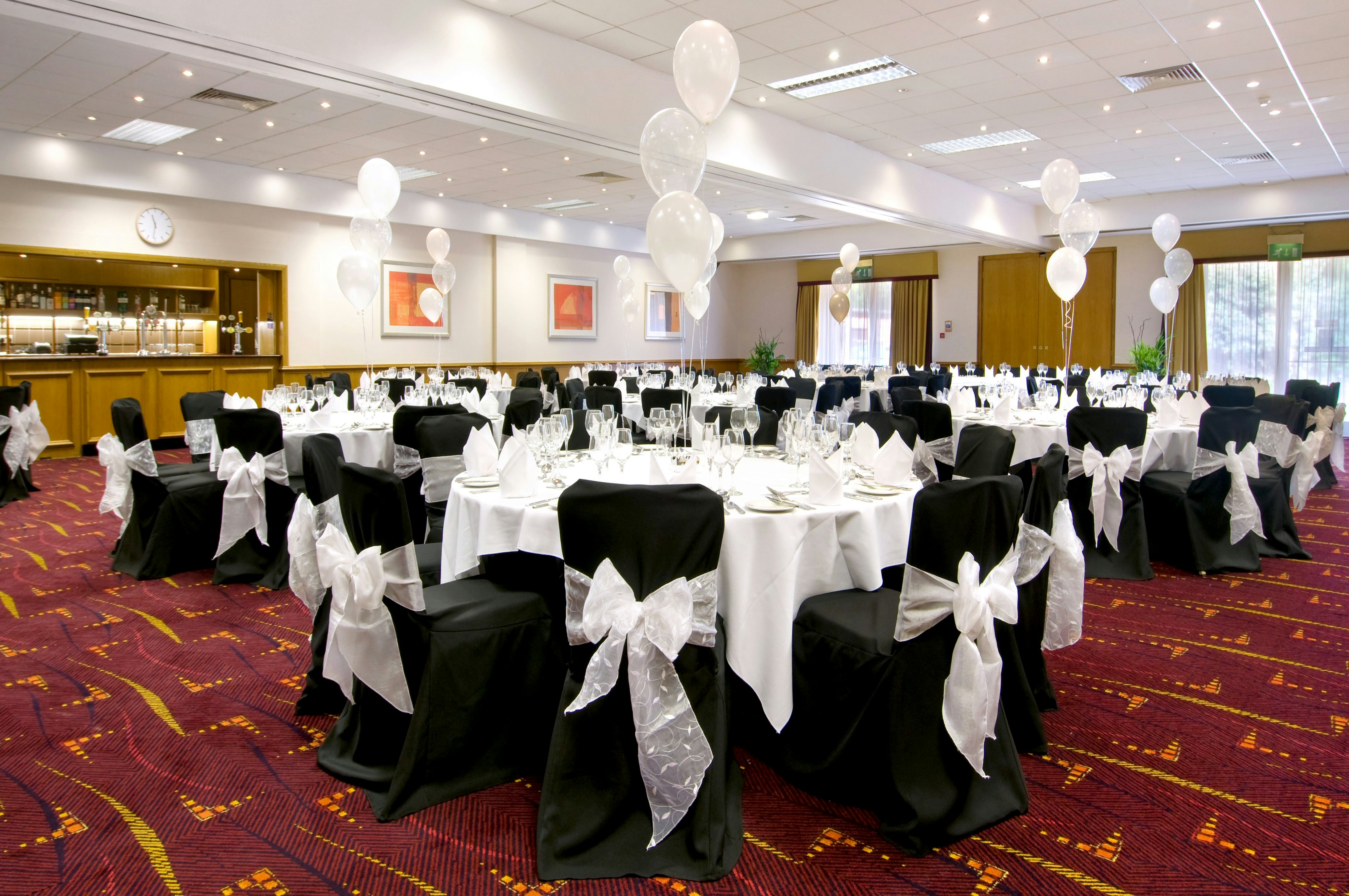 Hilton, Manchester Airport - Schiphol Suite image 2
