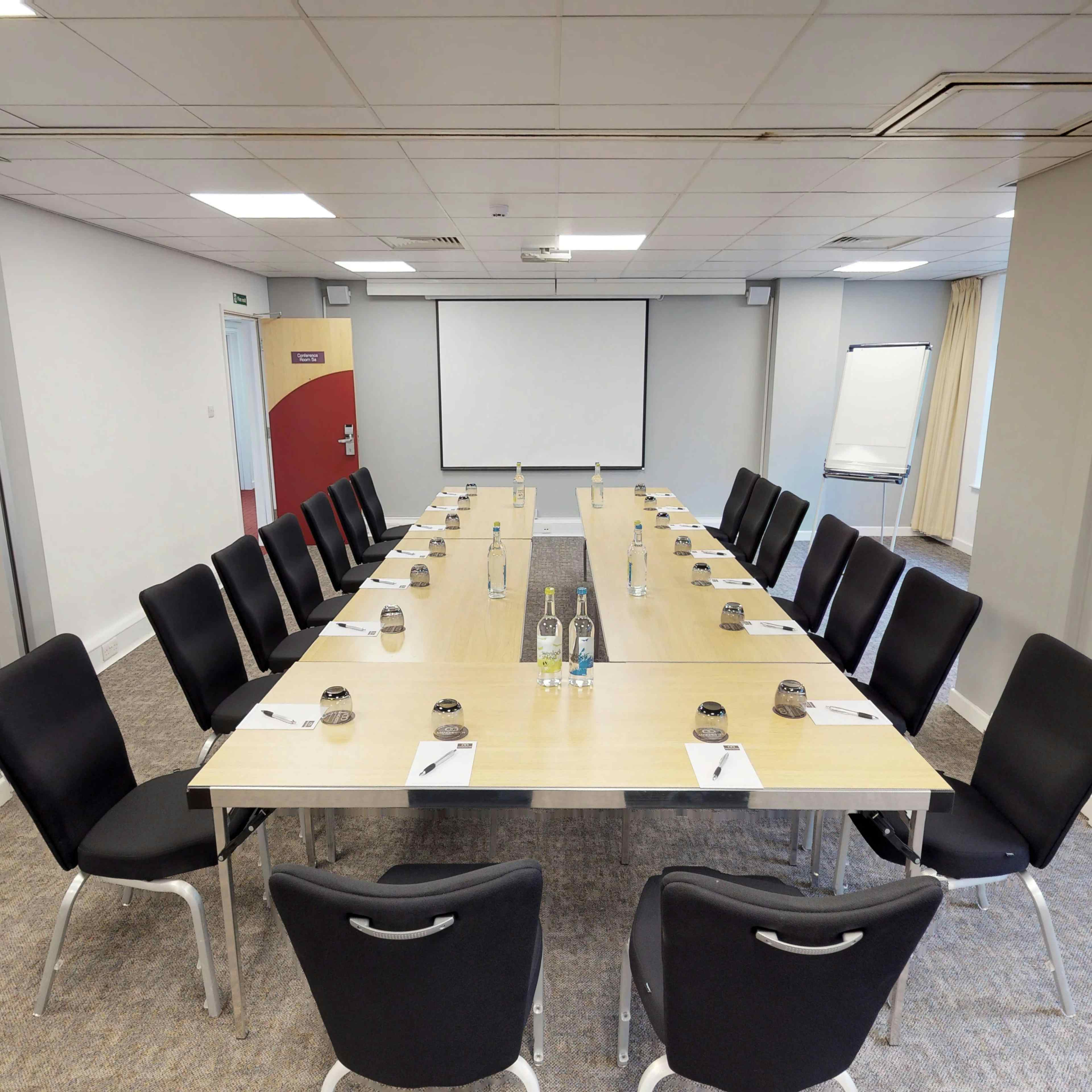Manchester Conference Centre & Pendulum Hotel - Meeting and Syndicate rooms image 3