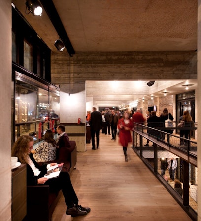 The Liverpool Everyman Theatre  - The Theatre Bar  image 2