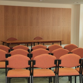 Liverpool Quaker Meeting House - Institute Room image 2