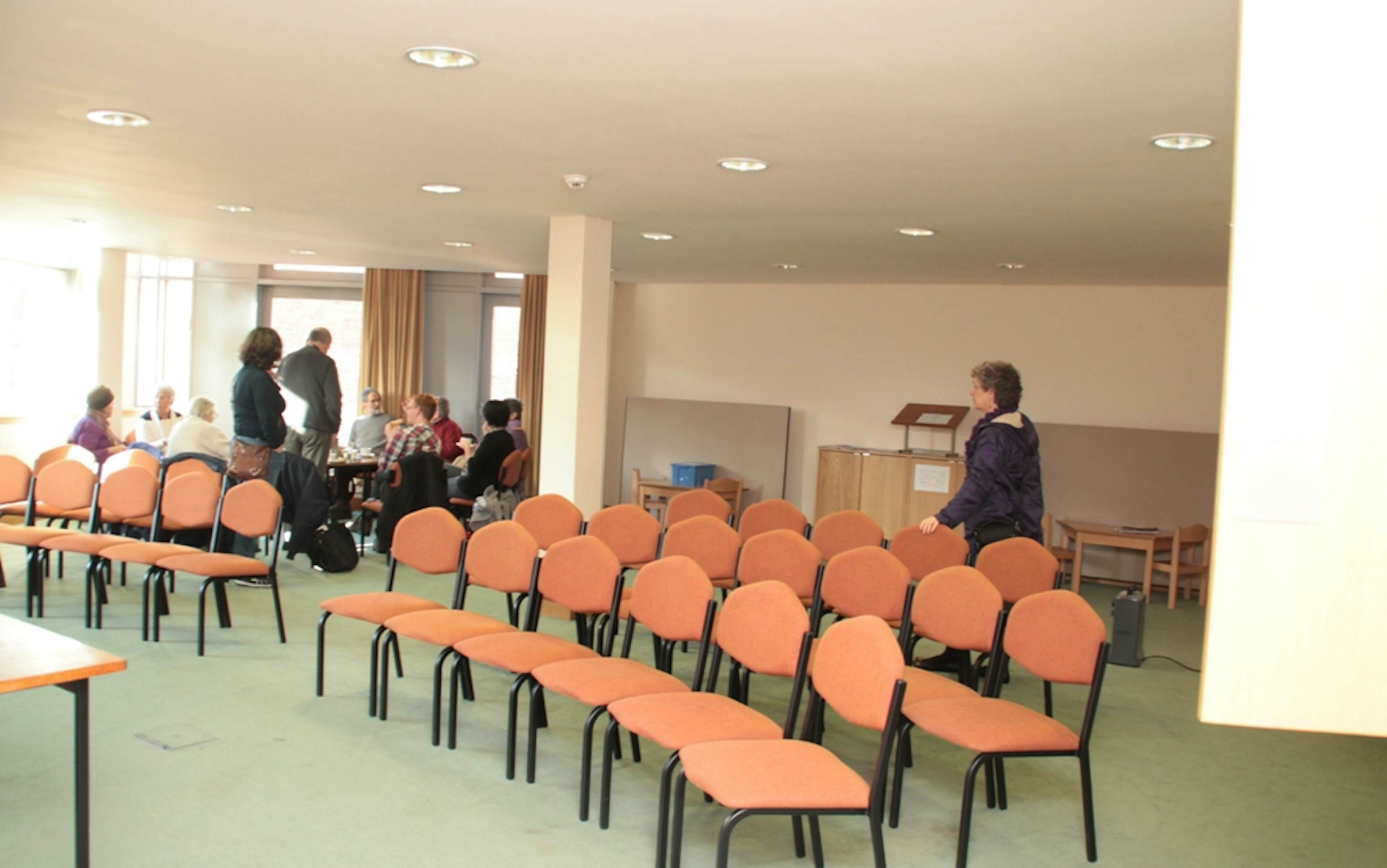 Liverpool Quaker Meeting House - Institute Room image 1