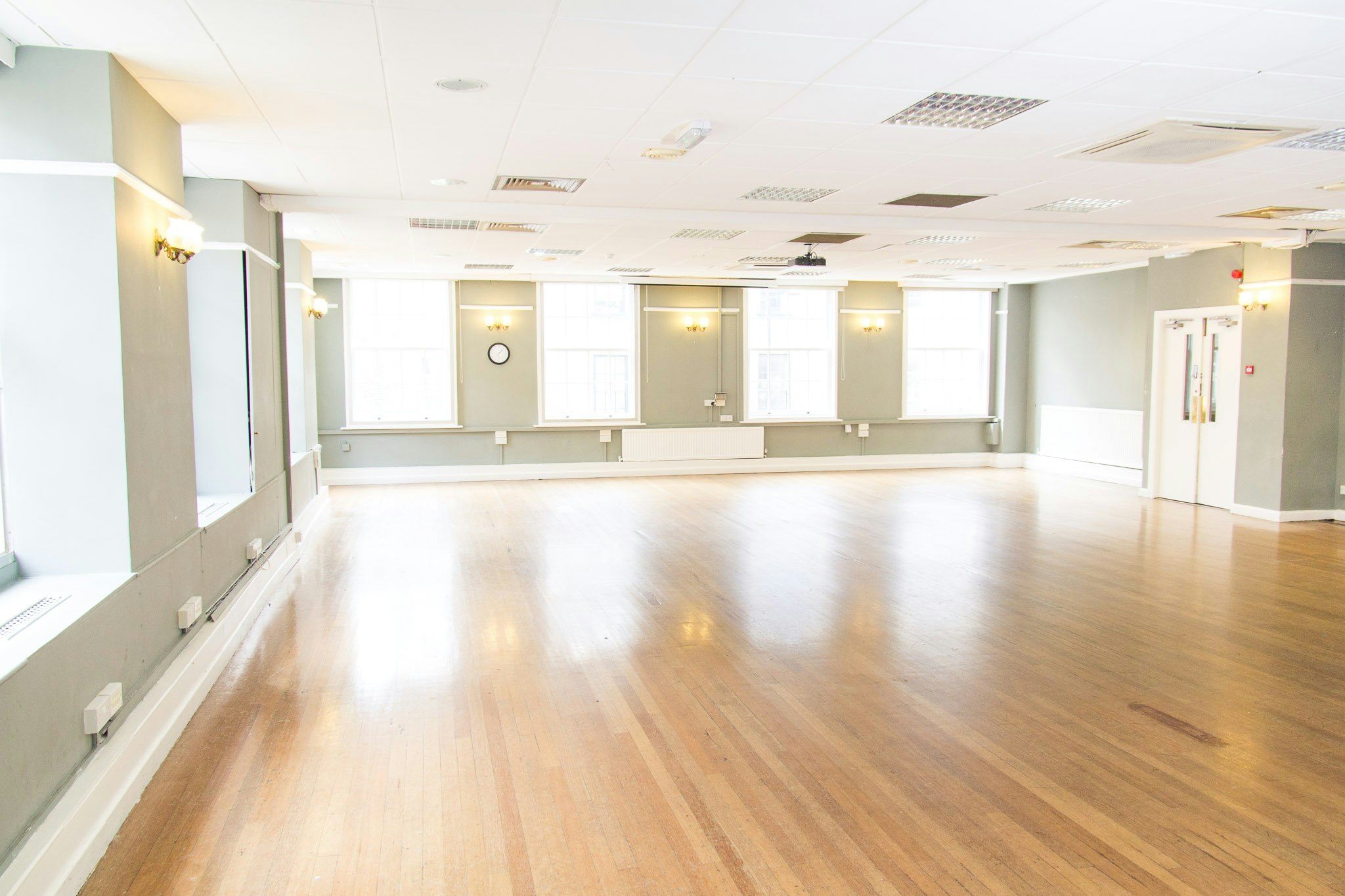 The London Irish Centre - Presidential Suite image 2