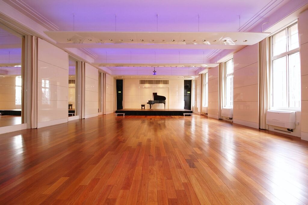 Performance Venues in London - Six Park Place (Home of the Royal Over-Seas League)