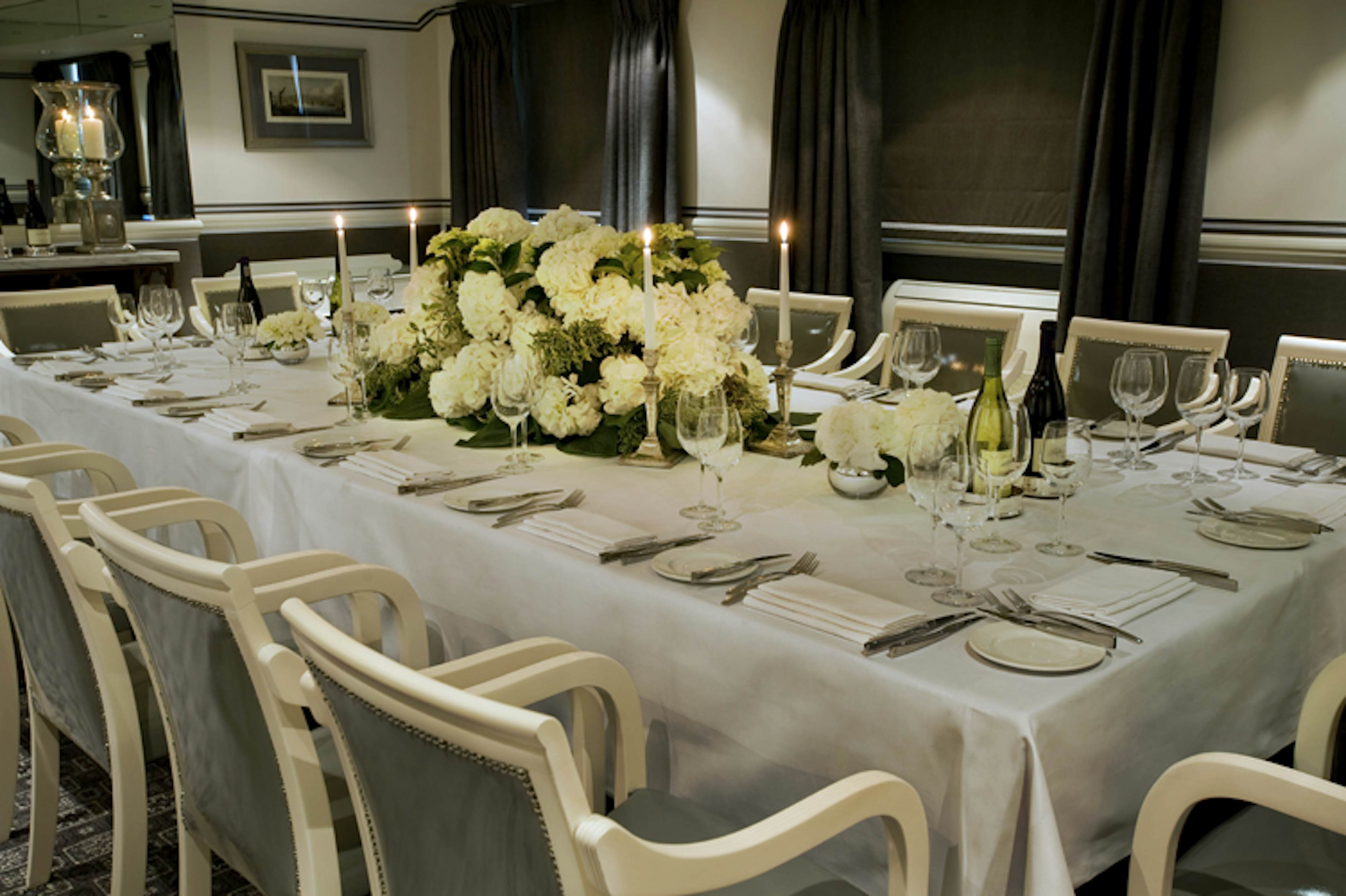 The Montague on the Gardens - Bloomsbury Suite image 2