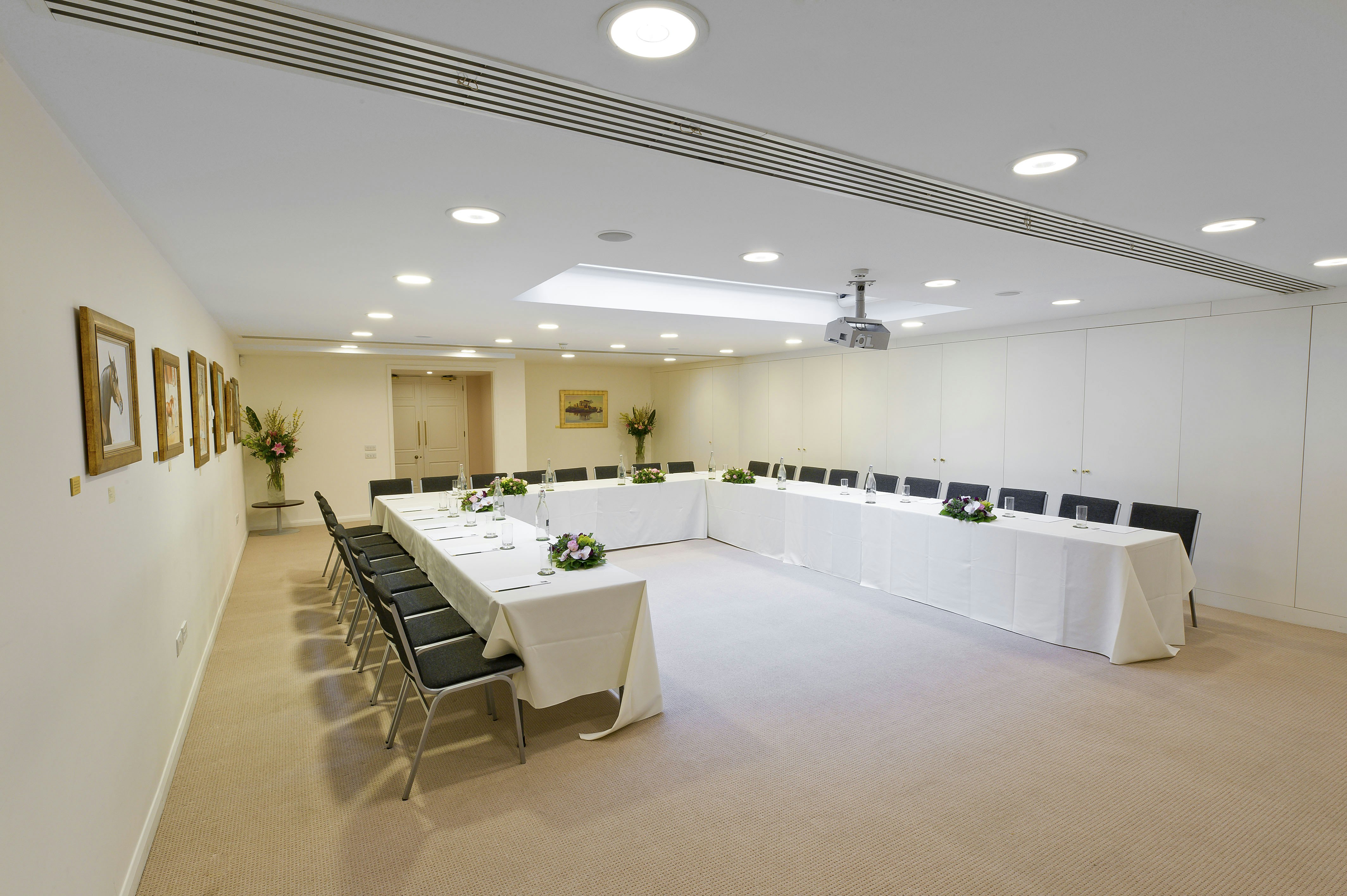 The Arab British Chamber of Commerce (ABCC) - The Ivory Suite image 6