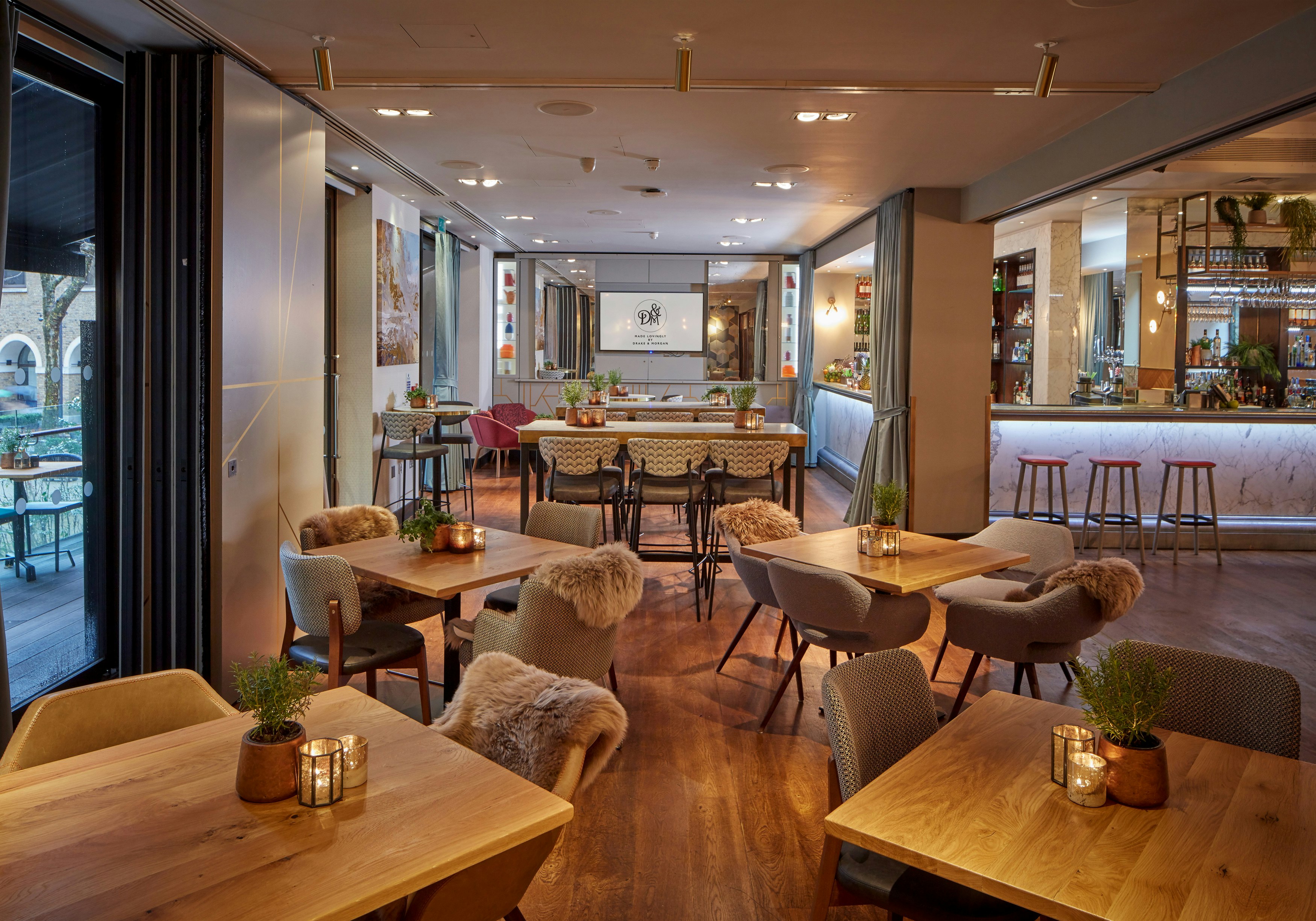 Devonshire Terrace - Private Rooms image 3