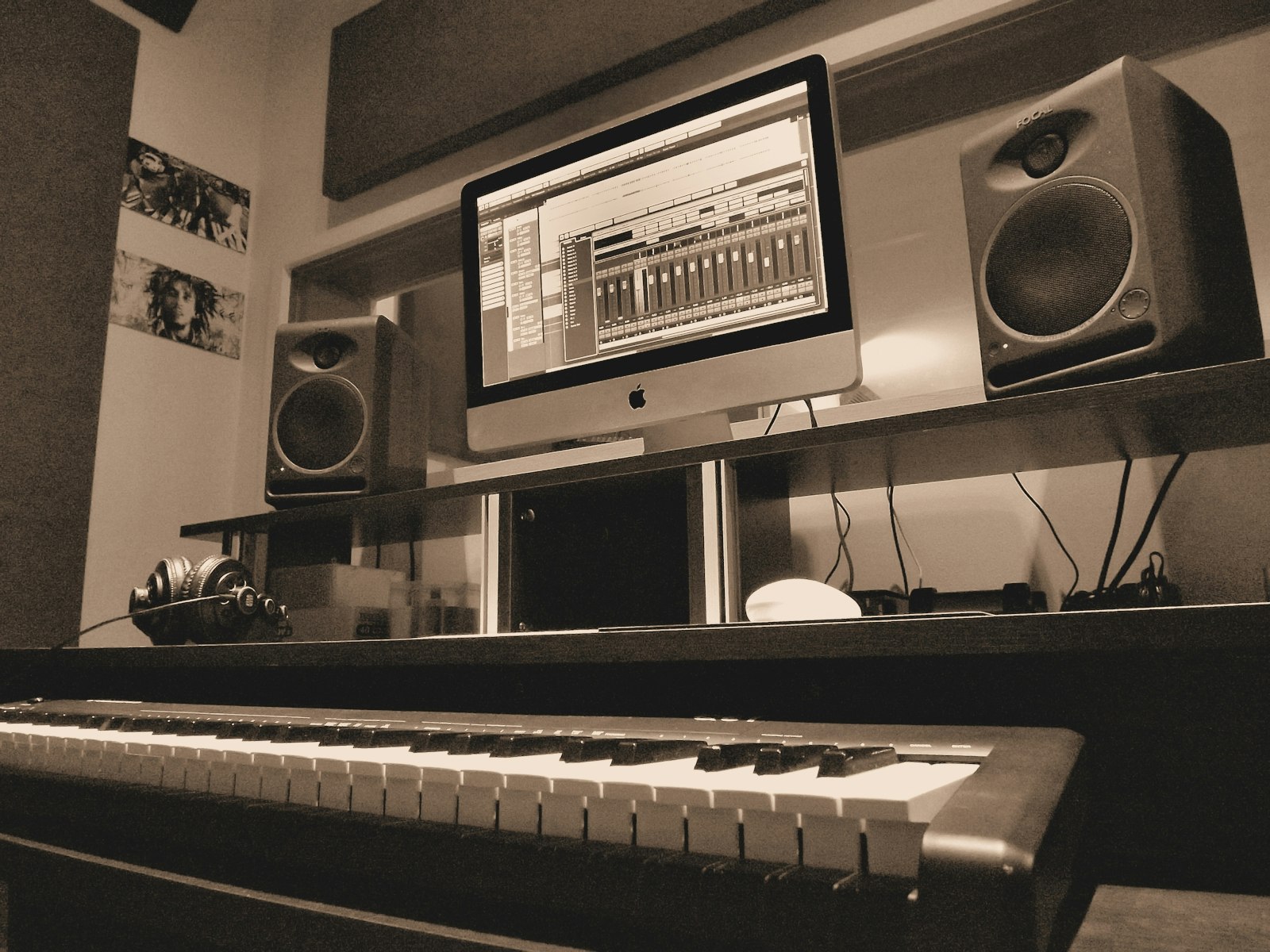 Music Studios London - Studio 1 image 3