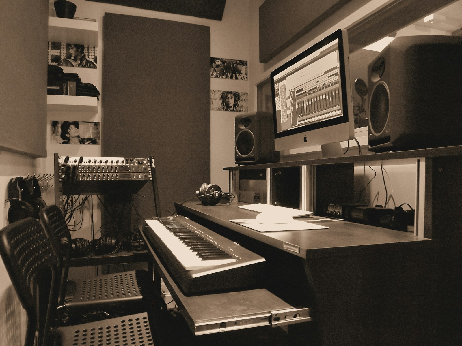 Music Studios London - Studio 1 image 2