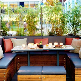 Zouk Tea Bar & Grill - Shisha Lounge image 2
