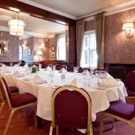 Best Western Plough and Harrow Hotel - Bournville Suite image 2