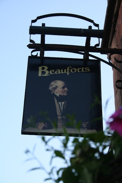 Beauforts Pub